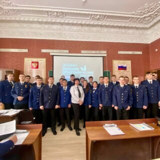 Курсанты Каспийского института проверили знания о народах России на Большом этнографическом диктанте